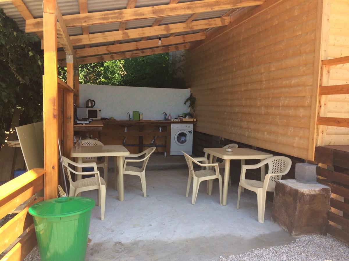 Guest House On Sovhoznaya Gagra Buitenkant foto